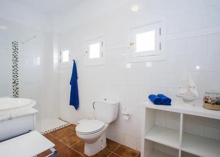 维斯塔马尔公寓 *