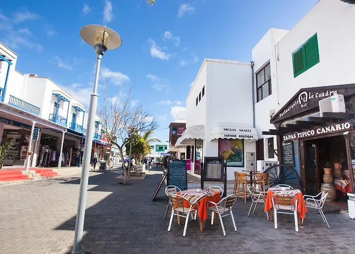 公寓 维斯塔马尔公寓 *